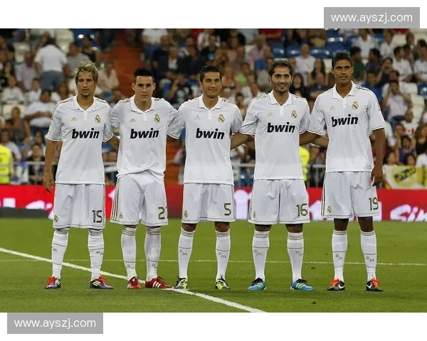 重温皇马银河战舰一代巅峰岁月再现足球黄金时代辉煌阵容 重温皇马银河战舰一代巅峰岁月再现足球黄金时代辉煌阵容